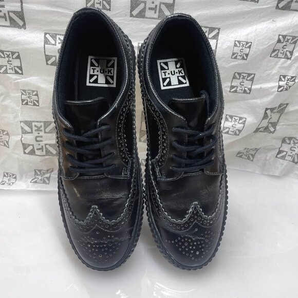 T.U.K. EZC Black Rub Off Leather Brogue BLK/GRY Size: 8 (A9248) main image 7